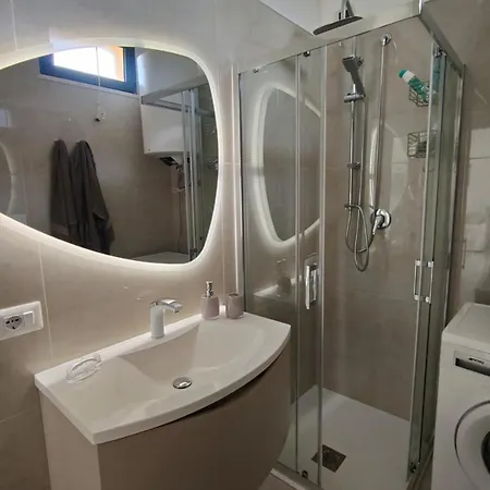 Apartment Maxine Mare Blu - Sleeps 4 - 3 Mins To Sant'Andrea Apostolo dello Ionio