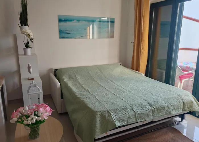 Διαμέρισμα Maxine Mare Blu - Sleeps 4 - 3 Mins To *
